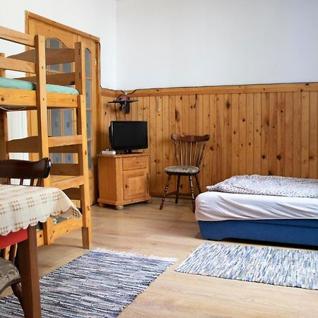 Civis Debrecen Hostel Екстер'єр фото