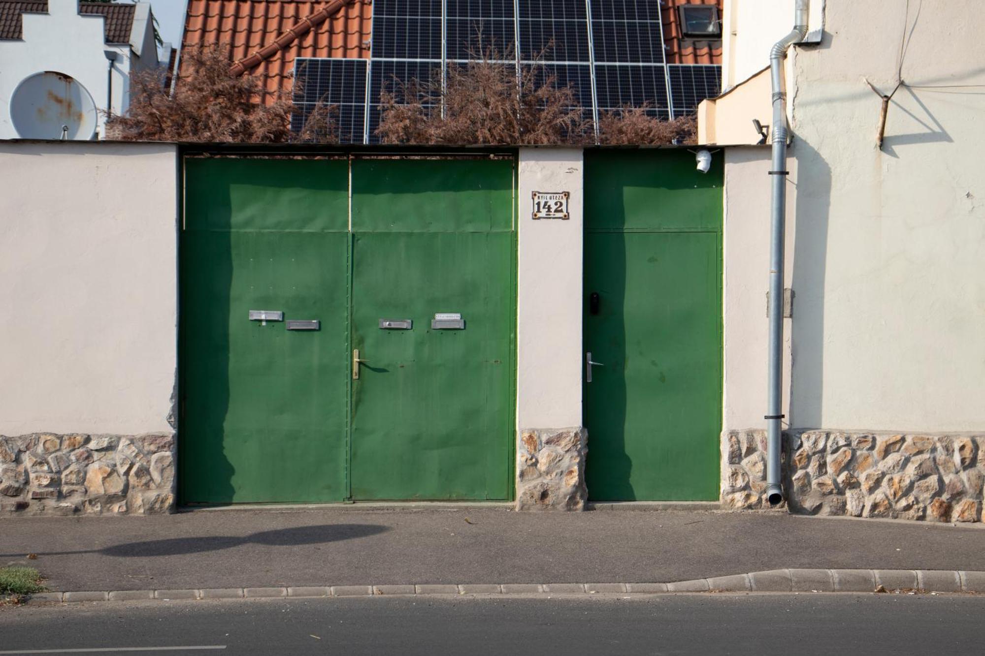 Civis Debrecen Hostel Екстер'єр фото